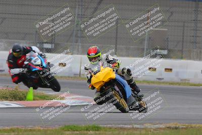 media/Oct-15-2022-Fastrack Riders (Sat) [[9a18b22502]]/Level2/Turn 9 1130am/